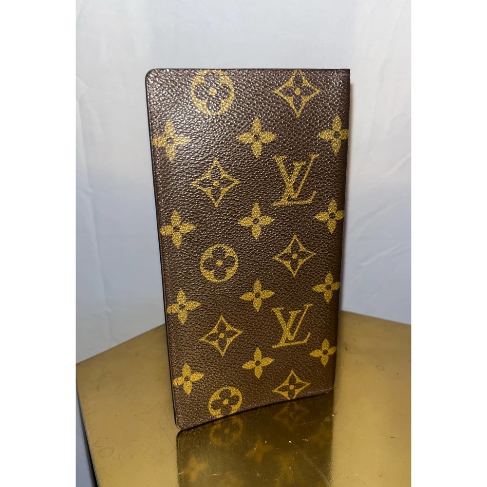 Louis Vuitton monogram long fold wallet